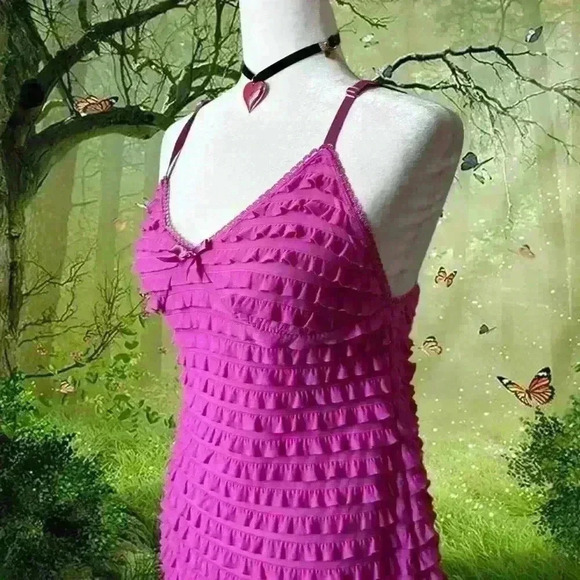Y2k Hot Pink Ruffled Slip By Bisou Bisou Size Medium - Picture 2 of 9